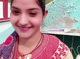 Indian shire girl save her pussy