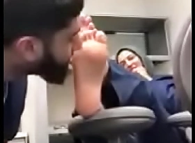 Hijab sole sniff total